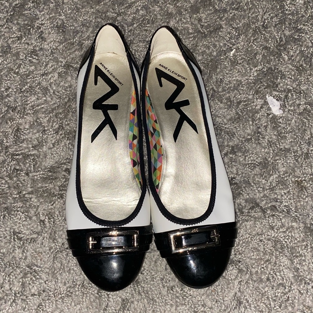 Anne Klein sport flats black and white with silver rectangular buckle size 10